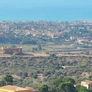 Casa Villaggio Pirandello Agrigent